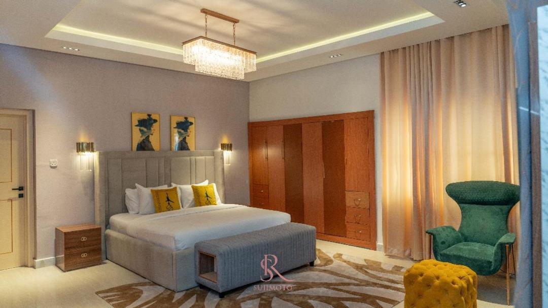 Sujimoto Residences Macdonald Lagos Exterior photo