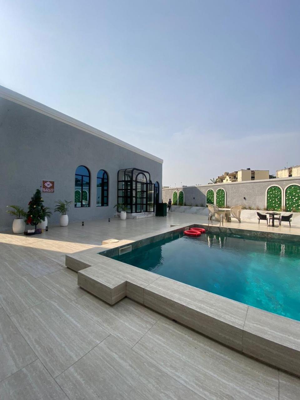 Sujimoto Residences Macdonald Lagos Exterior photo