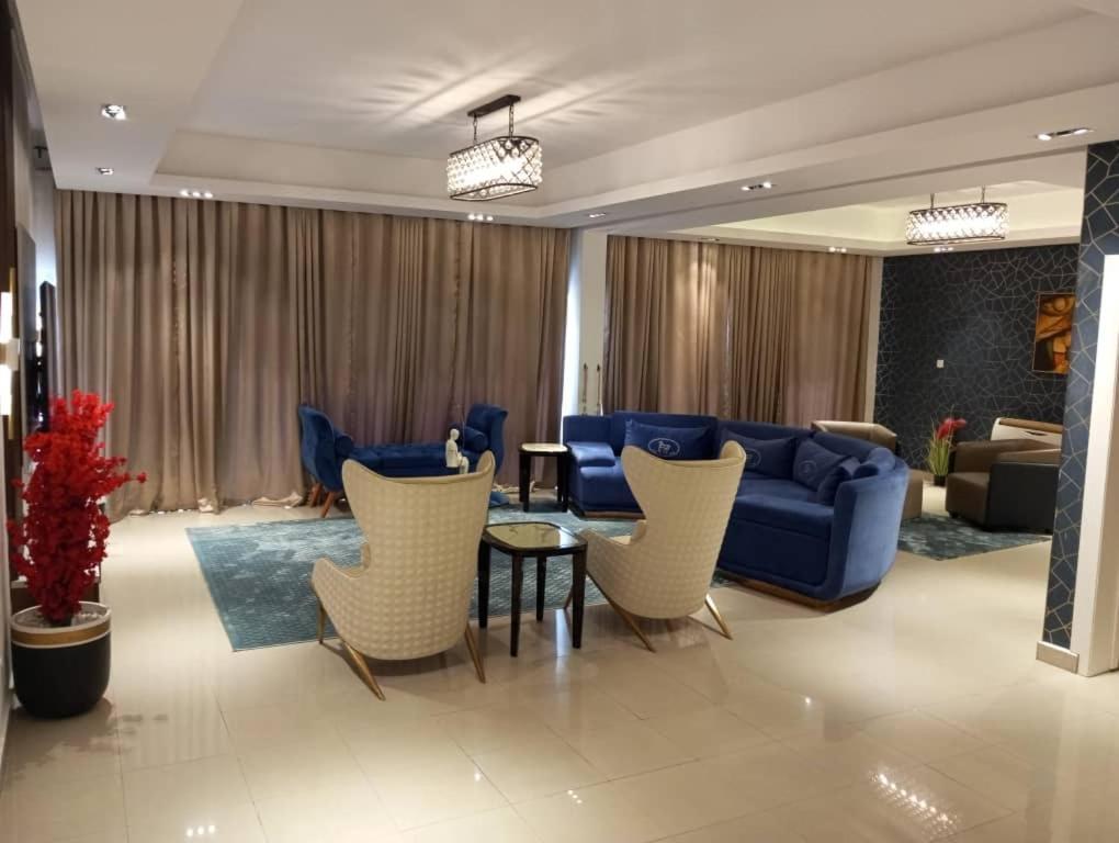 Sujimoto Residences Macdonald Lagos Exterior photo
